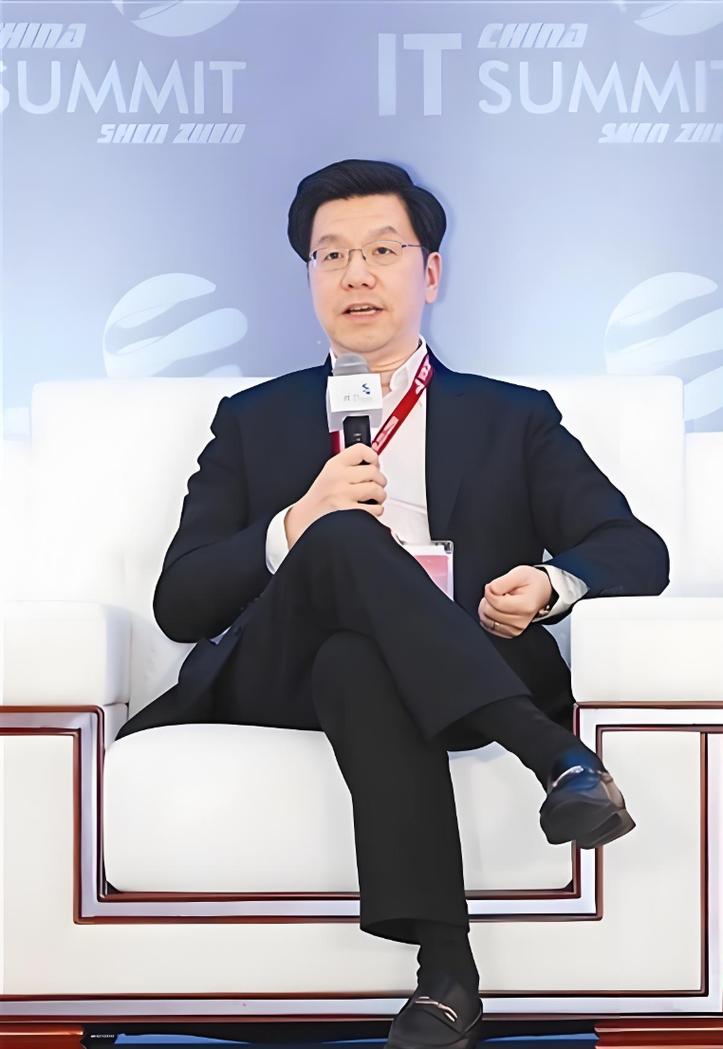 李开复如何解读人工智能的未来？-第2张图片-广州国自机器人