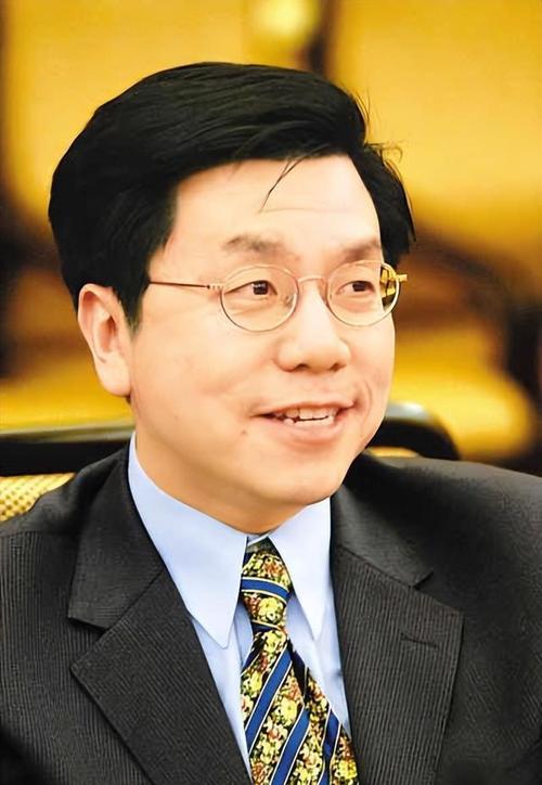 李开复，AI炒股能颠覆传统投资吗？-第1张图片-广州国自机器人