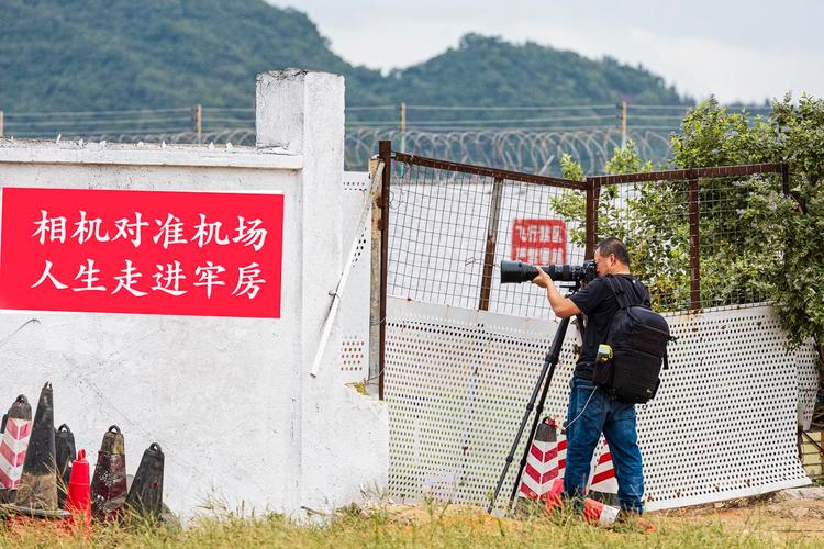 香港回深圳能带无人机吗？-第2张图片-广州国自机器人