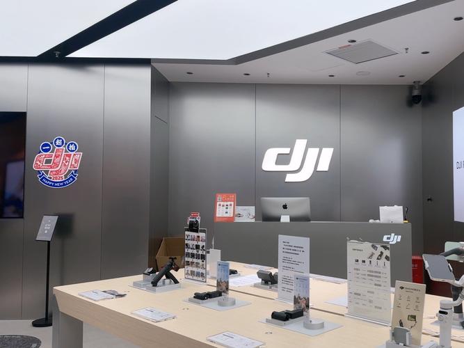 大疆无人机许昌总代理哪家强？-第1张图片-广州国自机器人