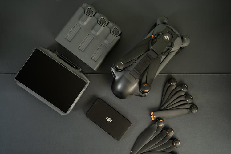 大疆御无人机评测视频-第2张图片-广州国自机器人