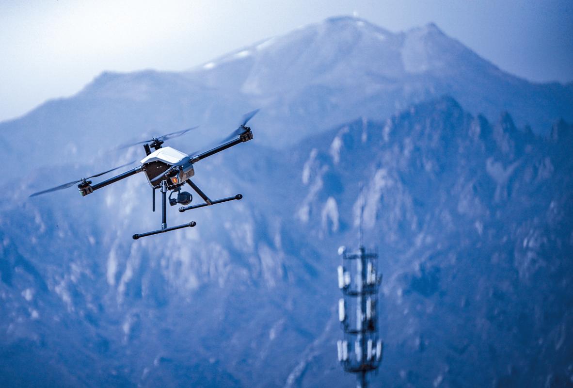 无人机公司如何改变陆地作业？-第1张图片-广州国自机器人