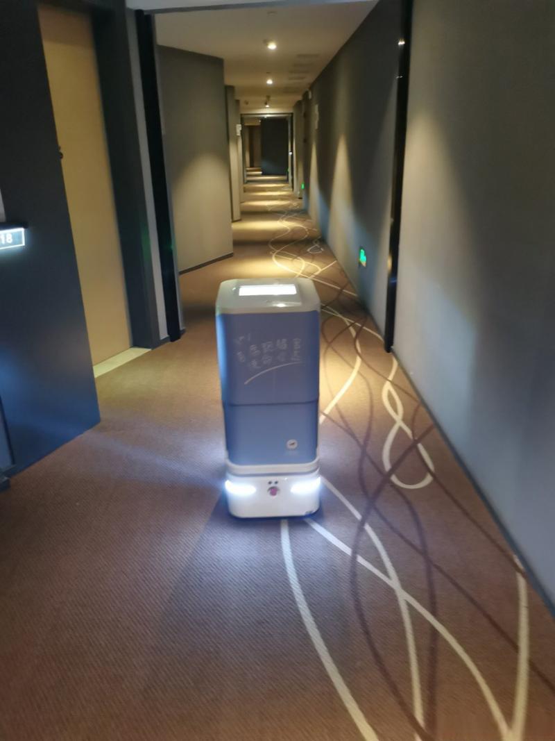 日本酒店机器人高清视频展示哪些功能？-第3张图片-广州国自机器人