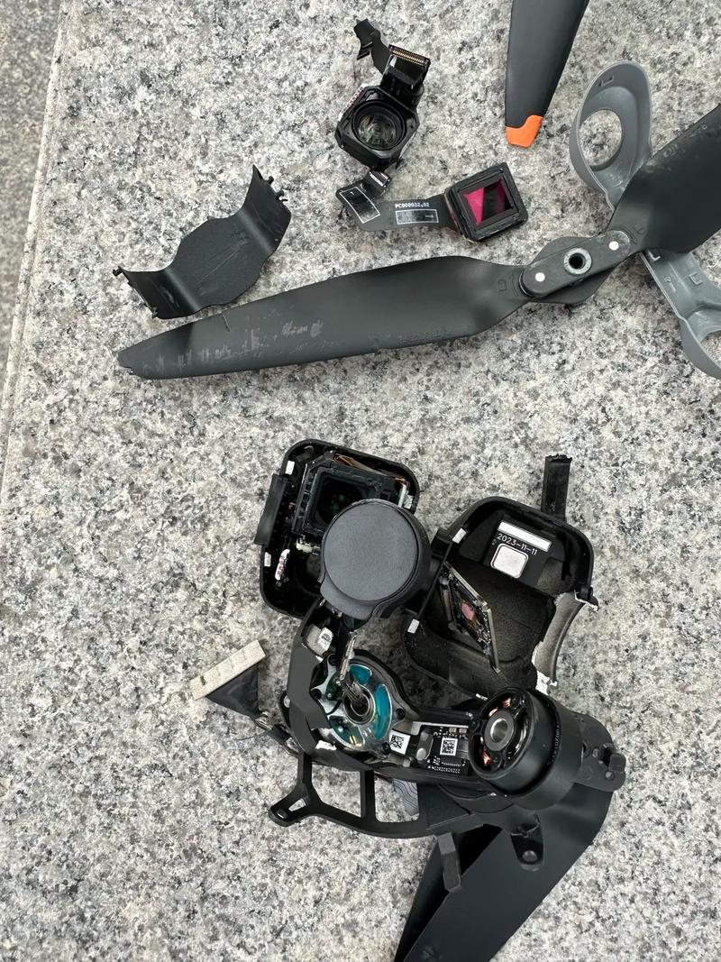 大疆无人机被锁定,是谁锁的?-第2张图片-广州国自机器人 大疆无人机被锁定,是谁锁的?-第2张图片-广州国自机器人