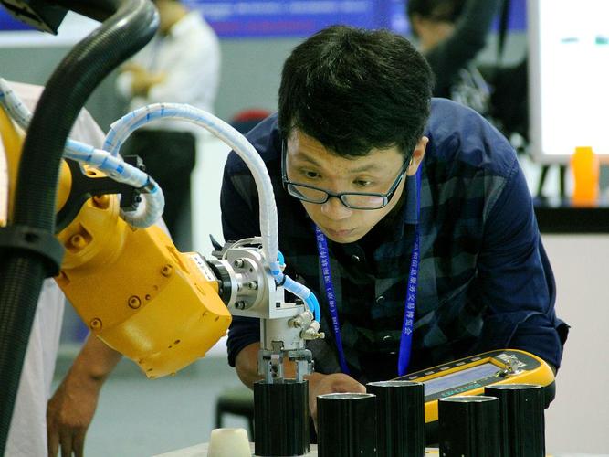 机器人控制专业就业方向有哪些？-第1张图片-广州国自机器人