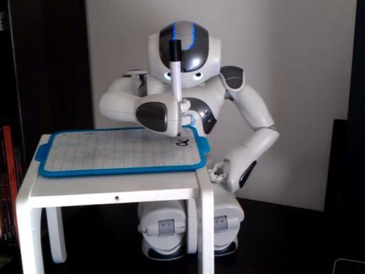 腾讯AI机器人有何过人之处？-第1张图片-广州国自机器人