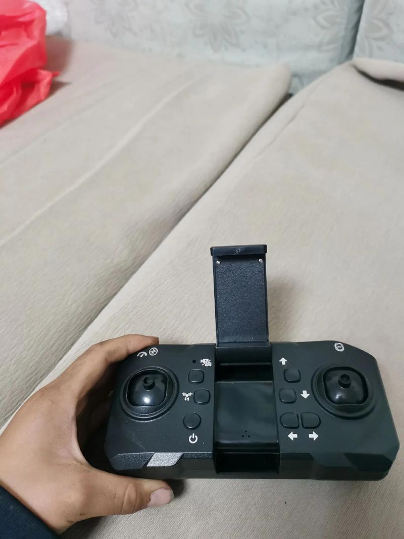 无人机遥控器充不进电怎么办?-第1张图片-广州国自机器人 无人机遥控器充不进电怎么办?-第1张图片-广州国自机器人