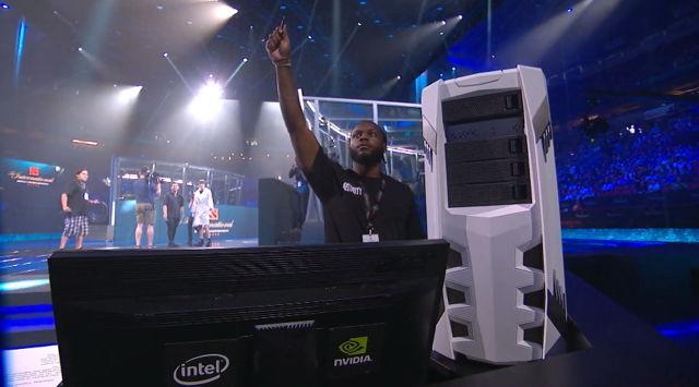 Dendi打机器人能赢吗？-第1张图片-广州国自机器人