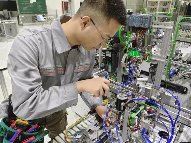 人工智能技术领域人才现状如何？-第2张图片-广州国自机器人