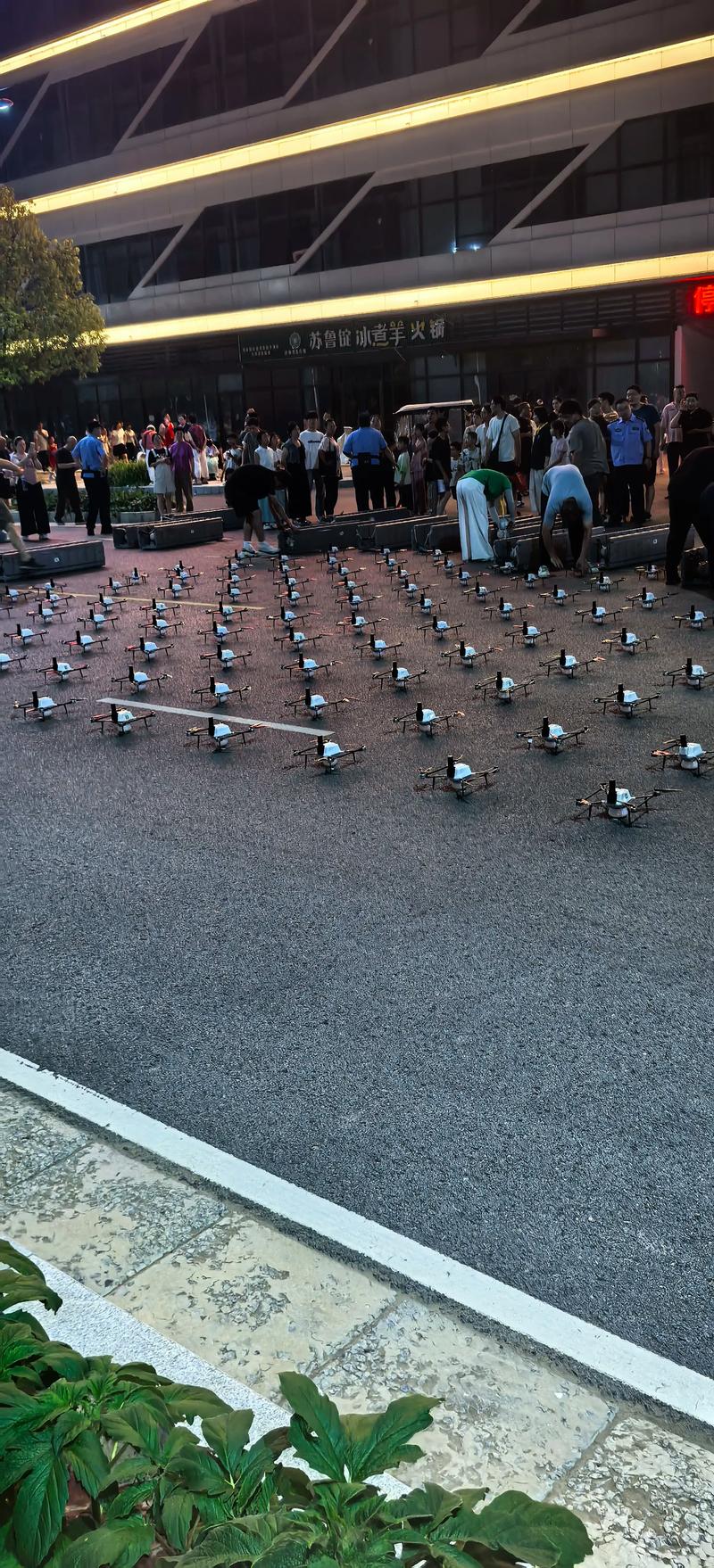 无人机制作的视频直播-第2张图片-广州国自机器人