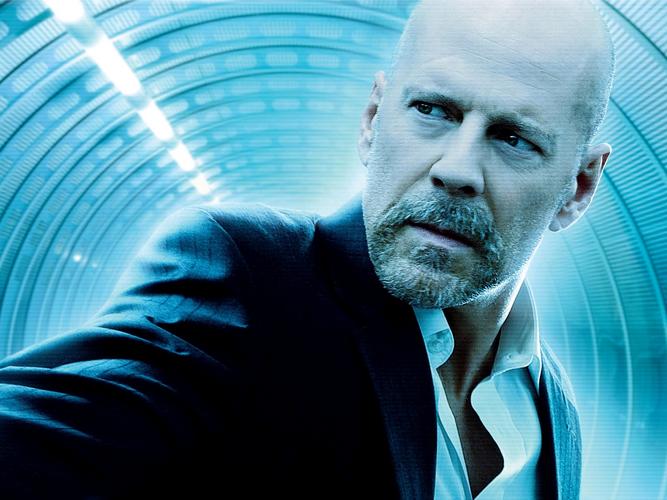 布鲁斯威利斯参演的机器人电影有哪些？-第1张图片-广州国自机器人