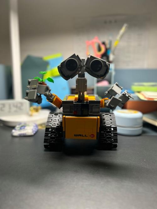 卡片式机器人拼搭有何创新？-第2张图片-广州国自机器人