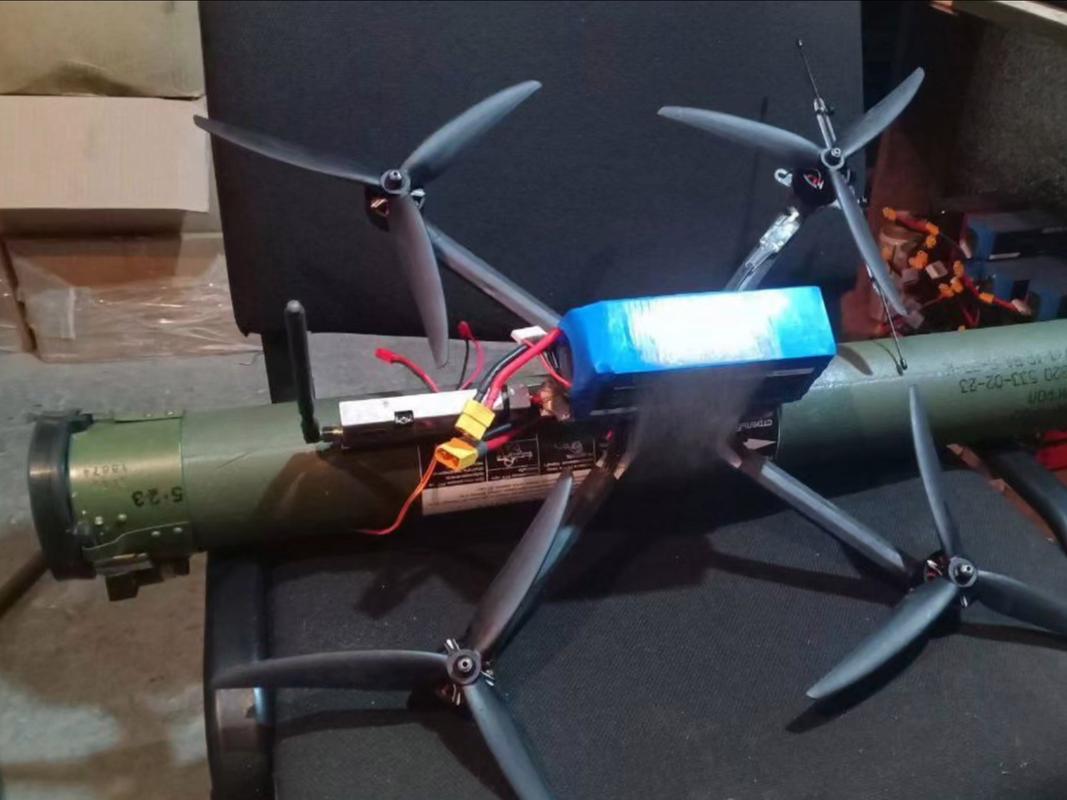 无人机如何改装装炮？合法吗？-第3张图片-广州国自机器人