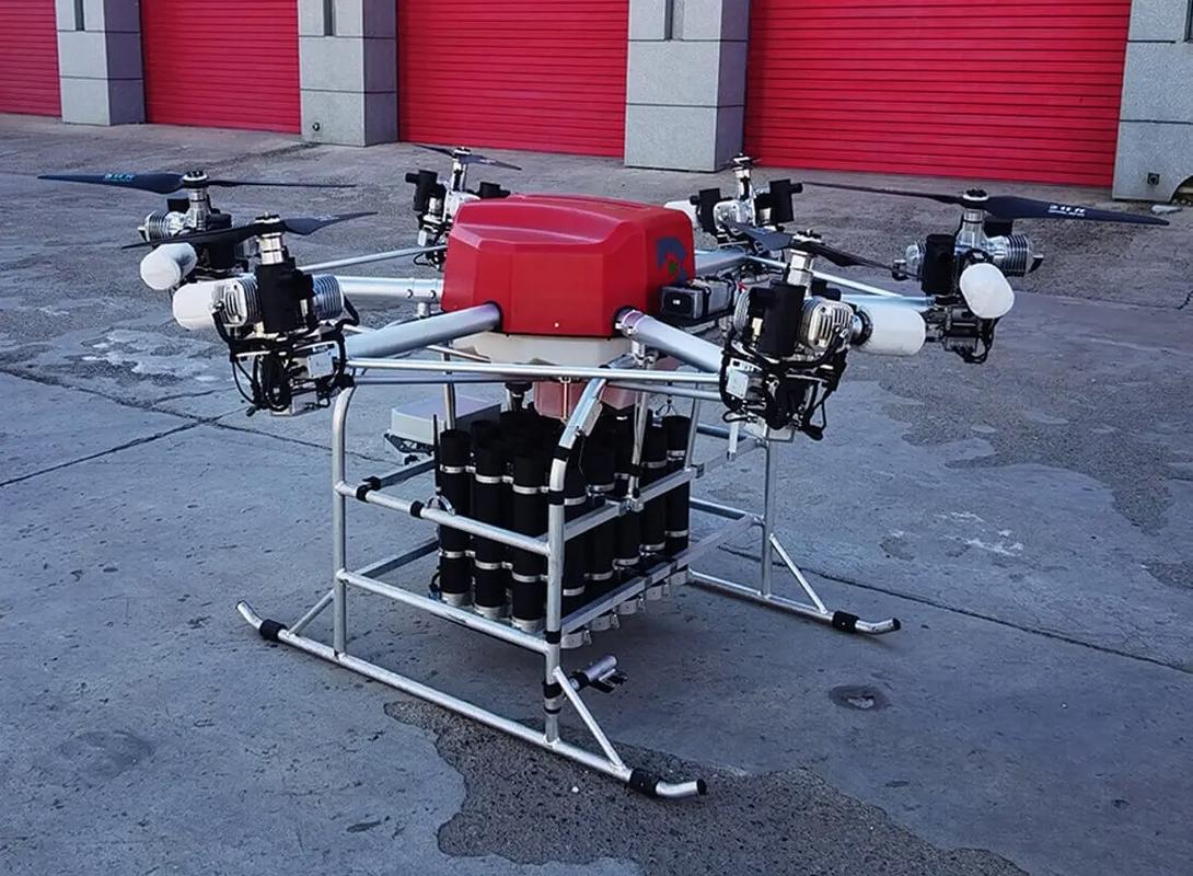 美国无人机是烧油还是用电?-第1张图片-广州国自机器人 美国无人机是烧油还是用电?-第1张图片-广州国自机器人