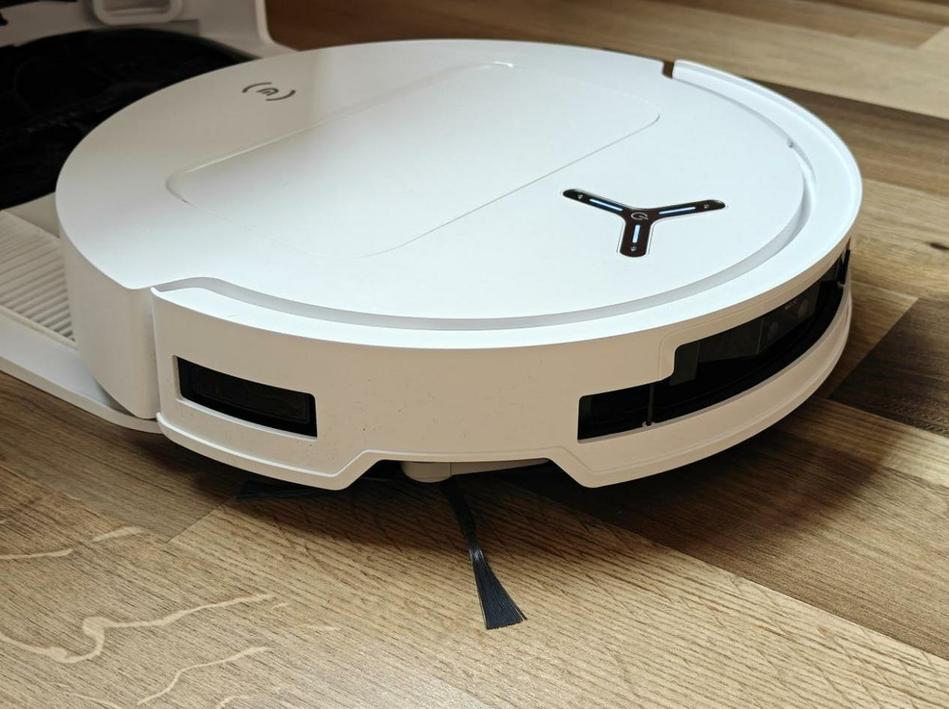 带摄像头的扫地机器人，能看家还是只扫地？-第2张图片-广州国自机器人