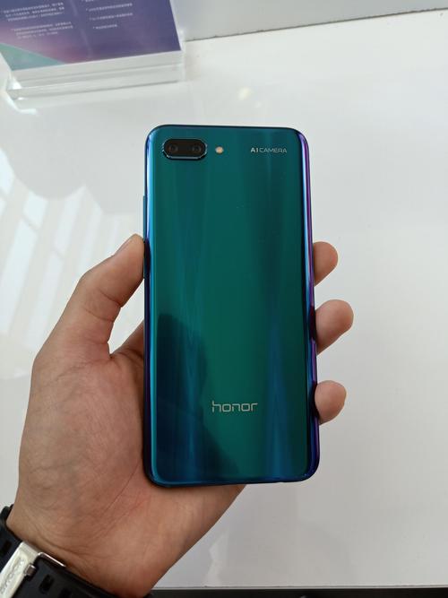 荣耀10 AI人工智能有何独特优势？-第2张图片-广州国自机器人