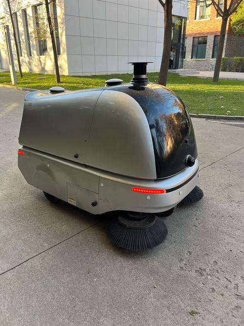 扫地扫地机器人灵犀实际表现如何？-第1张图片-广州国自机器人