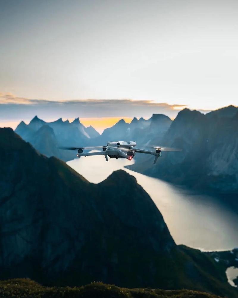大疆无人机拍宣传图，如何拍出高级感？-第1张图片-广州国自机器人