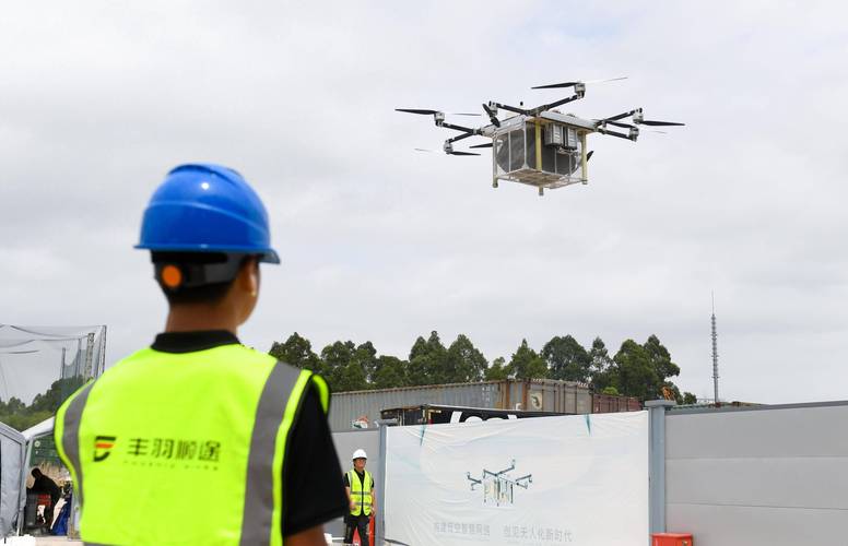 无人机研发如何重塑物流行业新格局?-第1张图片-广州国自机器人 无人机研发如何重塑物流行业新格局?-第1张图片-广州国自机器人