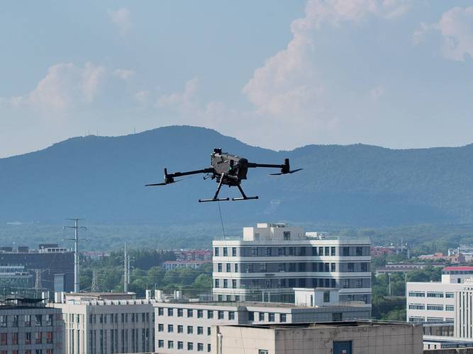 无人机专业学航拍吗？-第3张图片-广州国自机器人