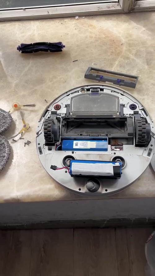 扫地机器人要充电多久-第1张图片-广州国自机器人