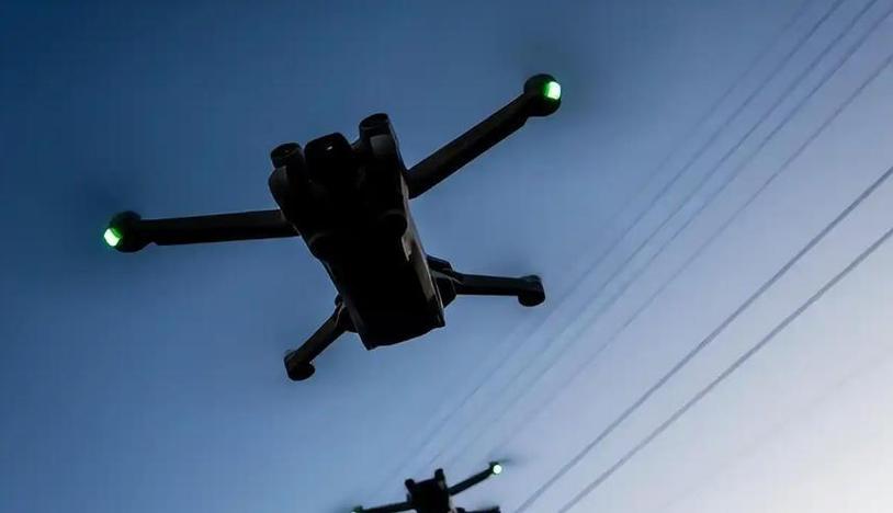 大疆无人机失控飞走了-第2张图片-广州国自机器人