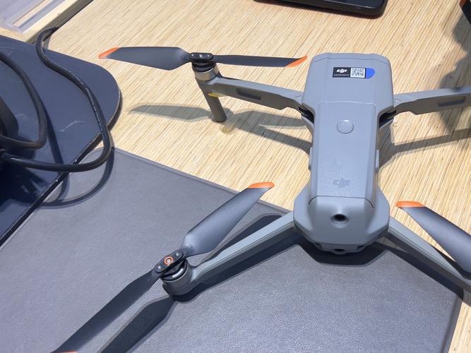 无线操控无人机如何实现精准控制？-第2张图片-广州国自机器人