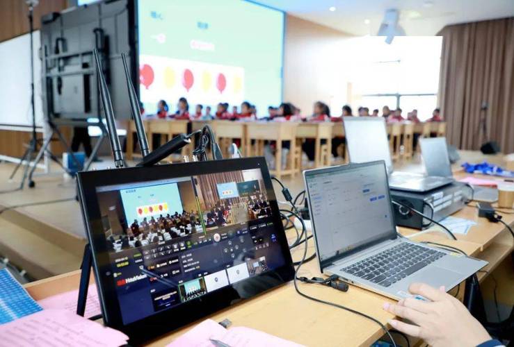 AI如何与教学结合，赋能教育新可能？-第3张图片-广州国自机器人