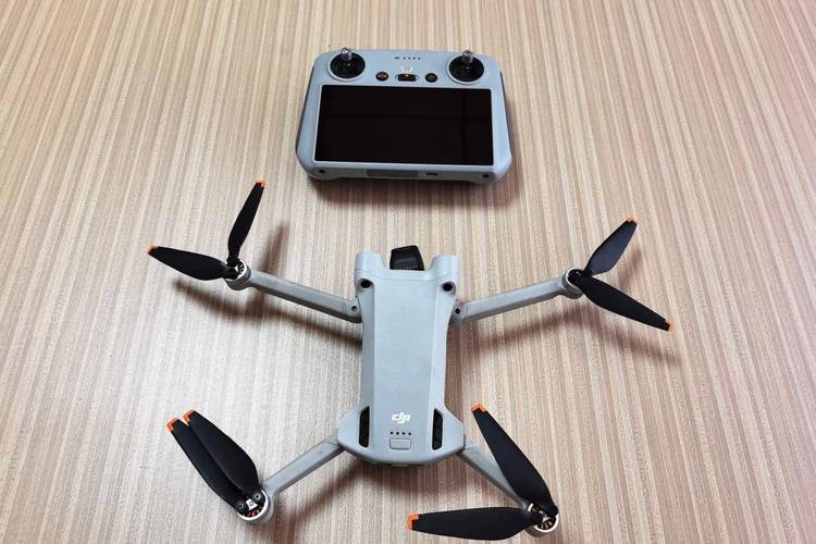 微型拍照无人机安全吗？-第1张图片-广州国自机器人