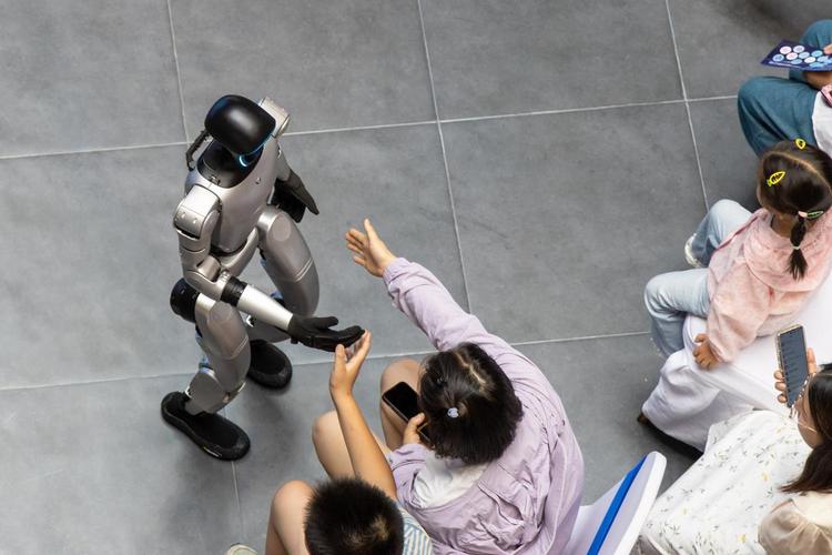 AI如何改变家庭生活？-第2张图片-广州国自机器人