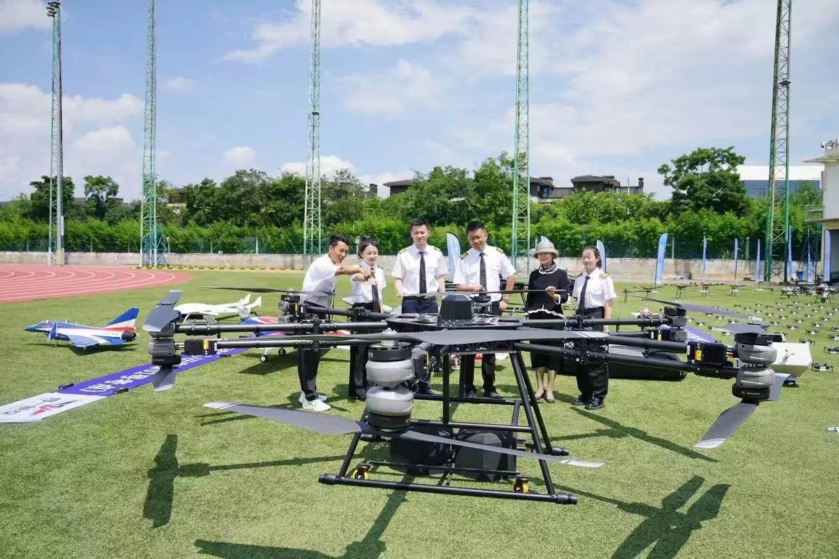 昆明哪里适合玩无人机-第1张图片-广州国自机器人