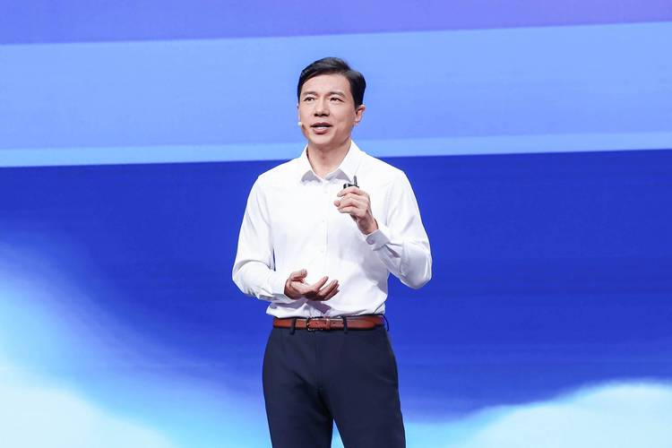 李马AI竞局，谁主未来？-第2张图片-广州国自机器人