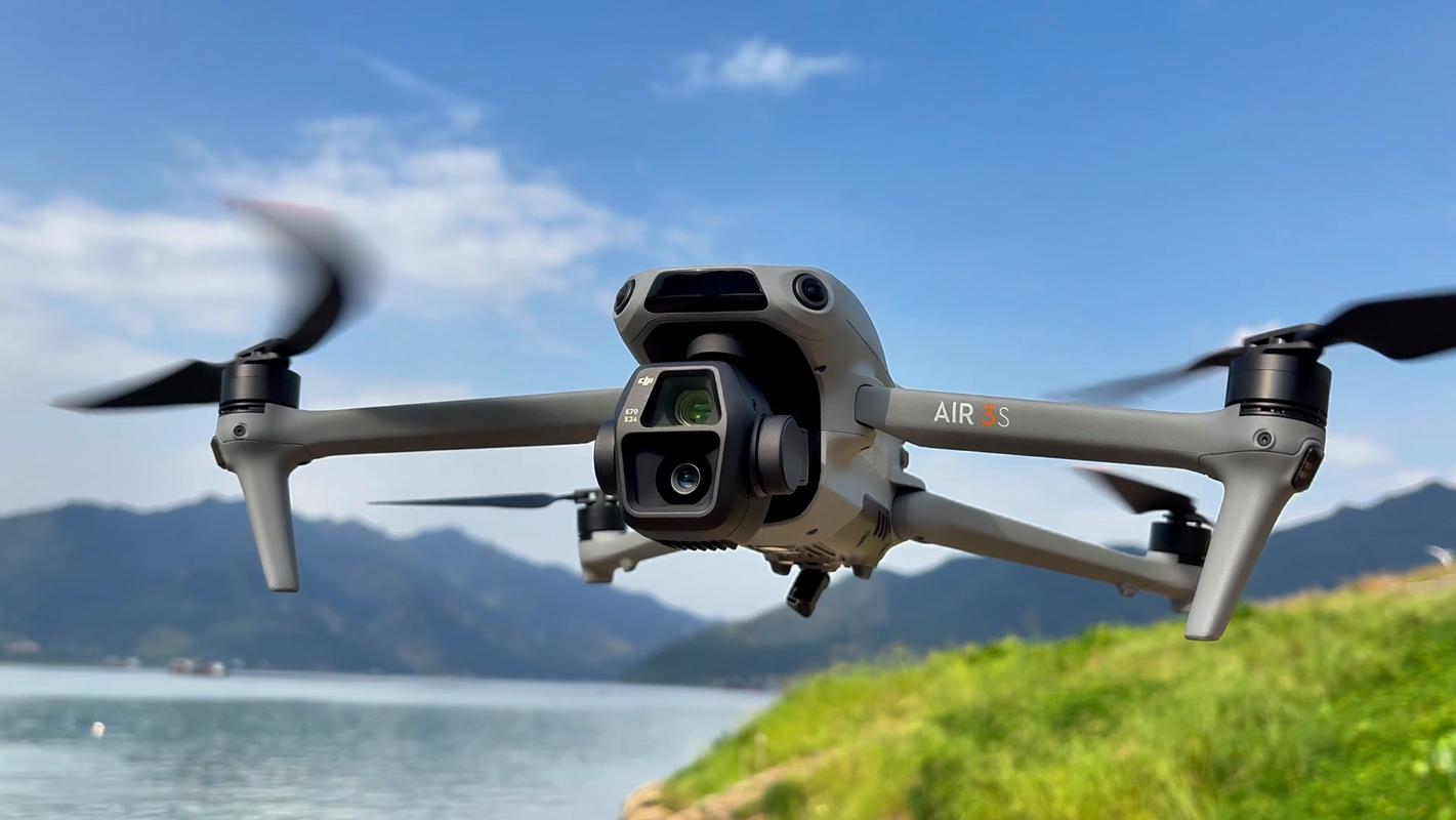 大疆Air无人机能负重多少公斤？-第1张图片-广州国自机器人