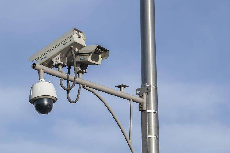 人工智能武器系统天网会失控吗？-第2张图片-广州国自机器人