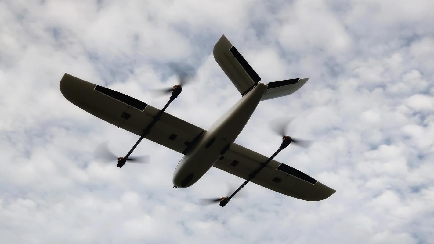 民用无人机的技术特点-第3张图片-广州国自机器人