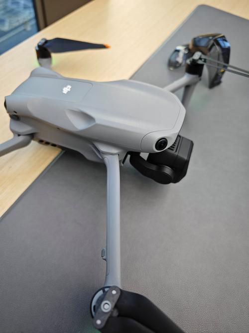 最便宜无人机能拍出什么画质？-第2张图片-广州国自机器人